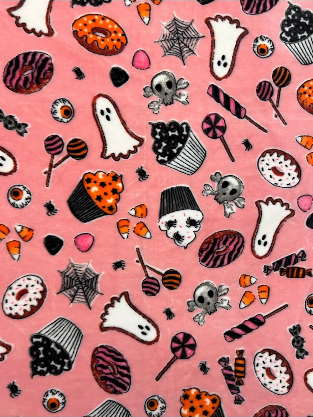 Isaac Mizrahi Pink Halloween Ghosts & Sweets Plush Throw Price Firm New!